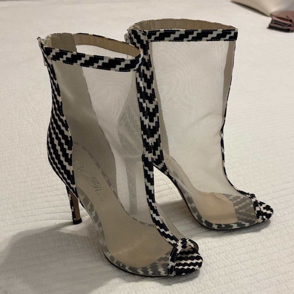 Wild Rose Black and White Patterned Heels